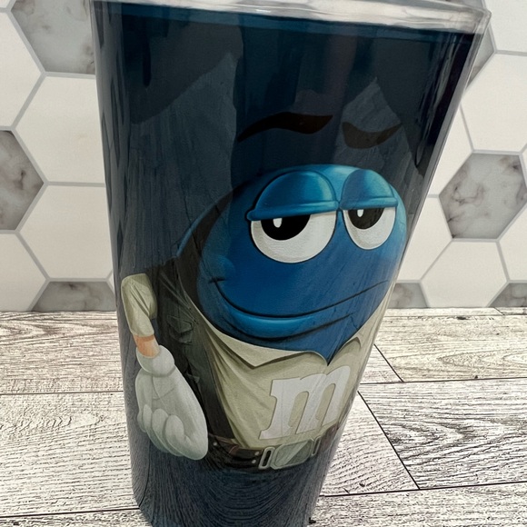 Disney & M&M - Picture 2 of 5